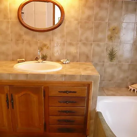 Sainte-maxime Sleeps 8 Pool Wifi Nyaraló *